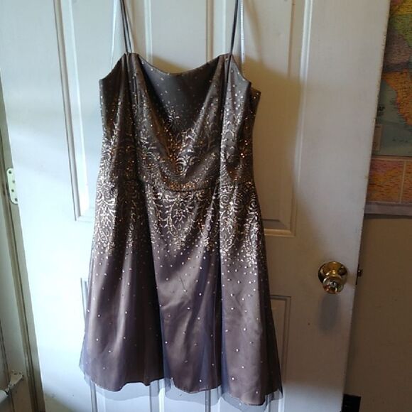 Masquerade Brown/Gold Sequin Embellished Women's 18 Cocktail Dress - Picture 1 of 7